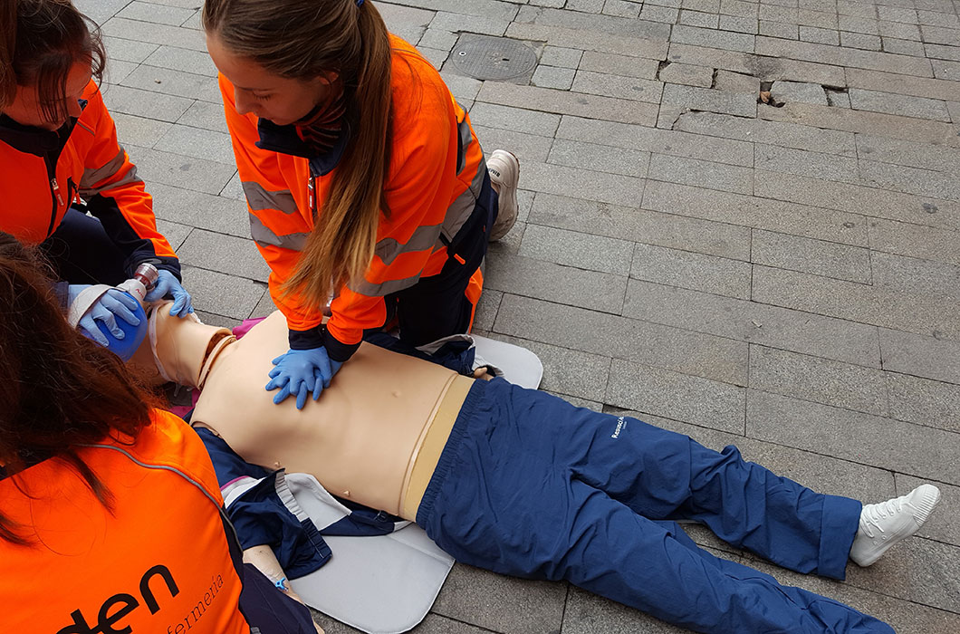 Experto Enfermería de Urgencias Extrahospitalarias de Fuden