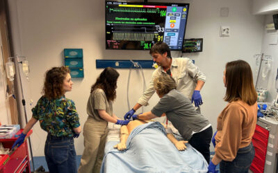 Simulación clínica para reforzar competencias clave en el cuidado del paciente crítico