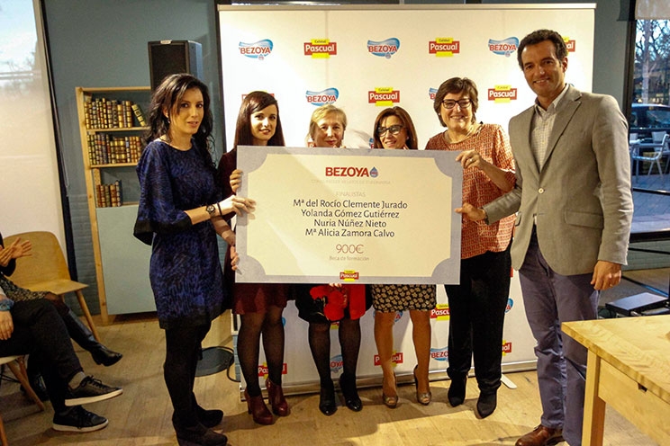 FUDEN participa en la entrega de los premios del I Concurso de Relatos de Enfermería Bezoya