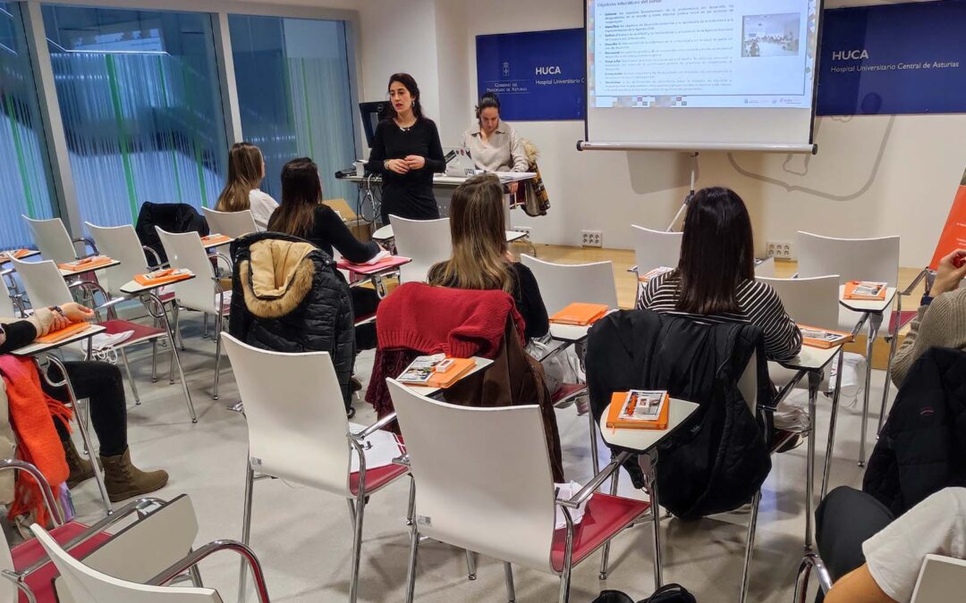 Fuden y la AACD capacitan en Asturias a enfermeras como agentes de cooperación