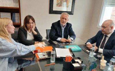 El viceministro de Rectoría y Vigilancia de la Salud de Paraguay visita Fuden para reforzar la cooperación en salud y desarrollo comunitario